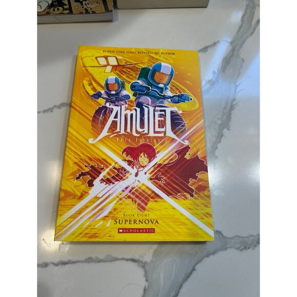 5 piece book bundle - Picture 2 of 11